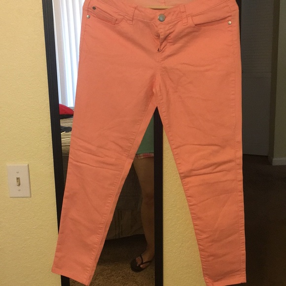 Forever 21 premium denim - Picture 2 of 4
